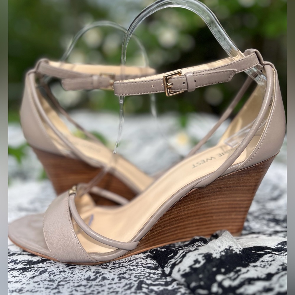 Nine West Faina Taupe Leather Wedge Heel Sandal.